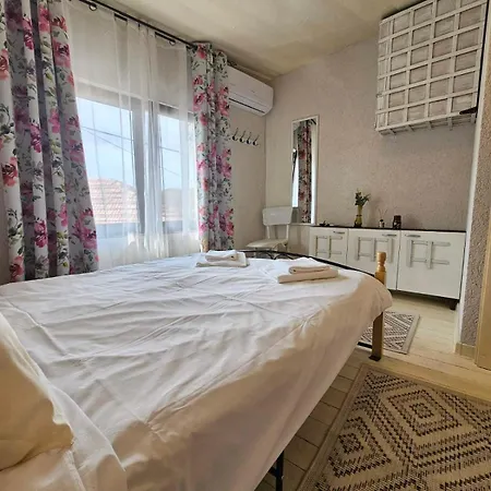 Apartamento Biscuit Cosy Mini House In Old Town Veliko Tárnovo