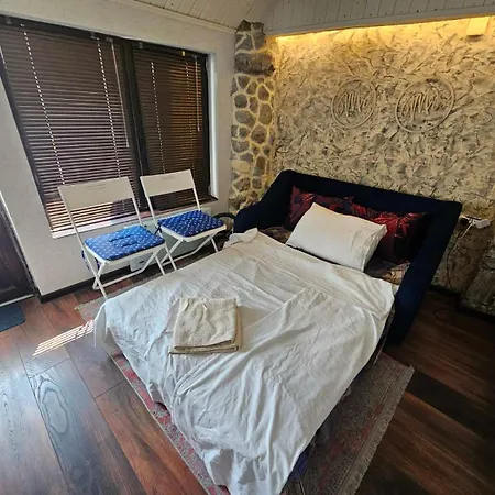 Апартамент Biscuit Cosy Mini House In Old Town *