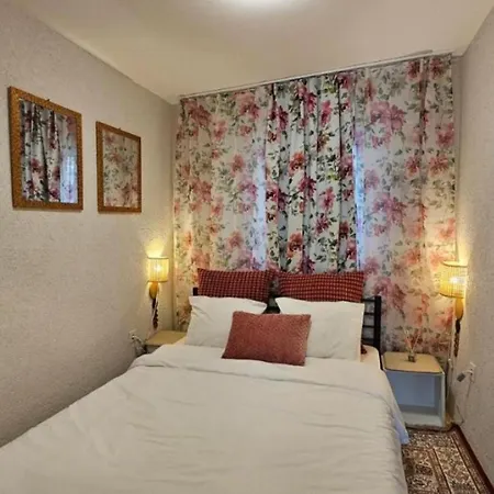 Апартамент Biscuit Cosy Mini House In Old Town *